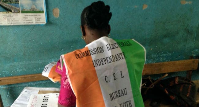 Côte d’Ivoire: plus de 6 millions d’électeurs aux urnes pour le référendum constitutionnel
