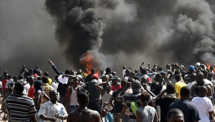 Des manifestants du Front du refus tentent d’incendier une station d’essence à Yopougon, 3 interpellations