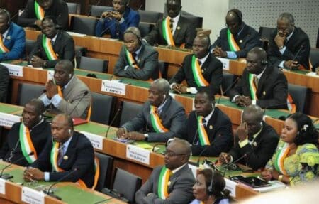 Constitution/ Débats à l’Assemblée nationale