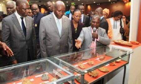 Plus de 200 vestiges collectés en plus de 100 ans de recherches archéologiques exposées à Abidjan