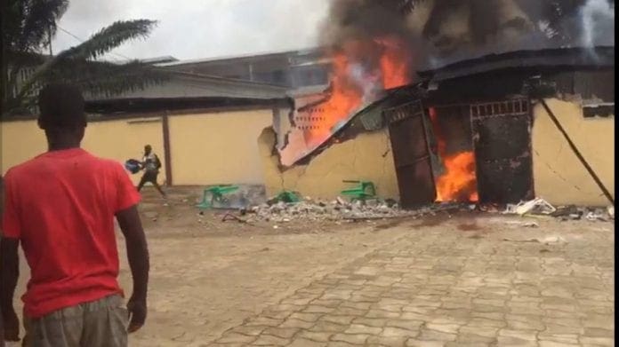 Grand-Bassam: une mère et sa fille de 9 ans meurent dans un incendie