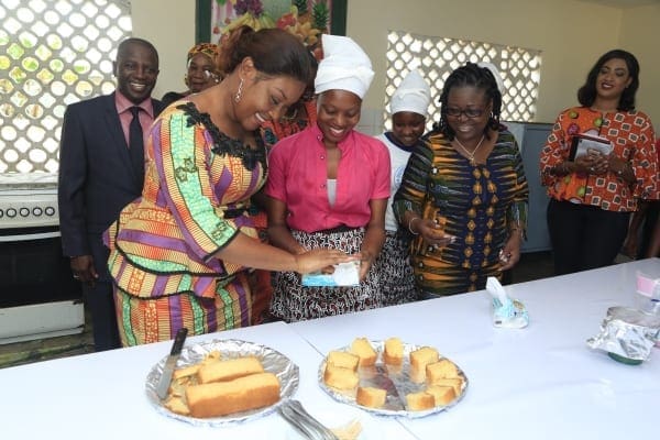 Myss Belmonde Dogo visite des Instituts de formation et d’éducation féminine (Ifef) à Grand-Bassam