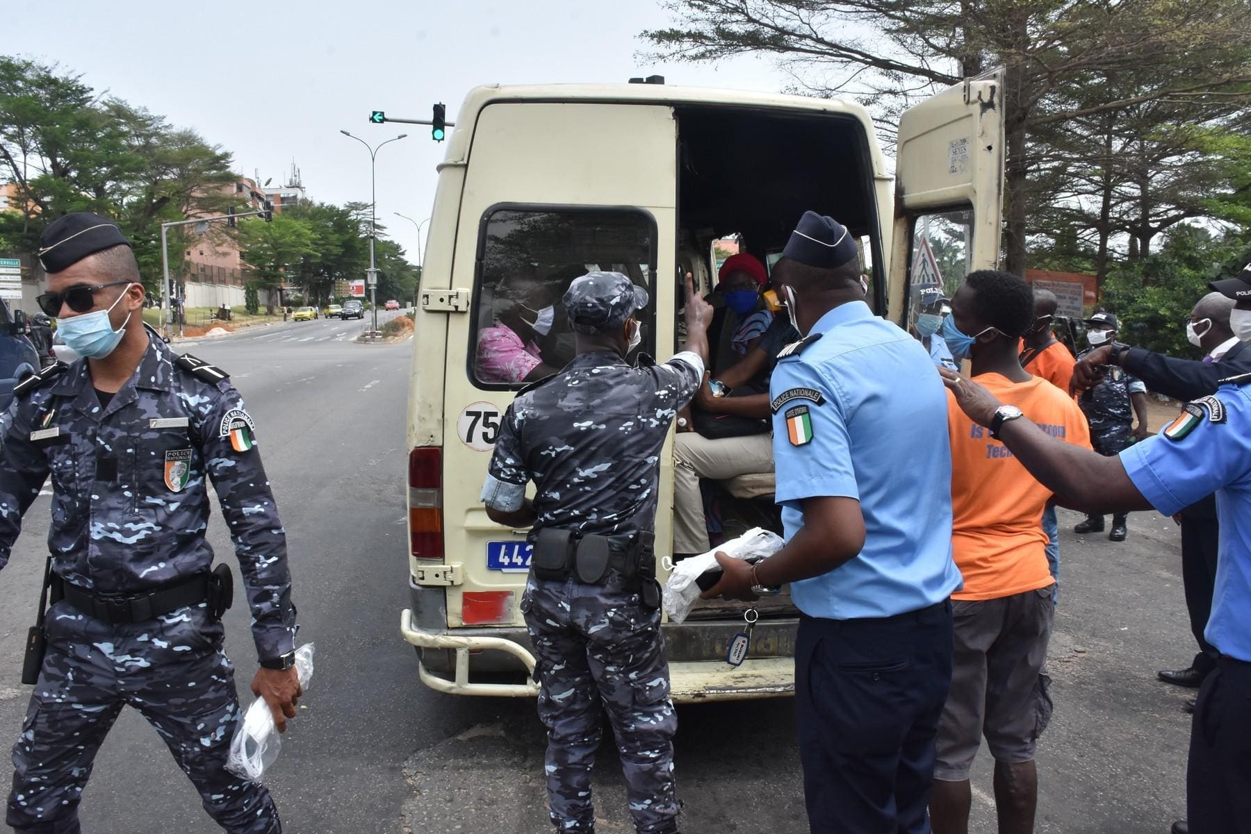 Inscription de l'IVG dans la Constitution française, image size:1800x1201