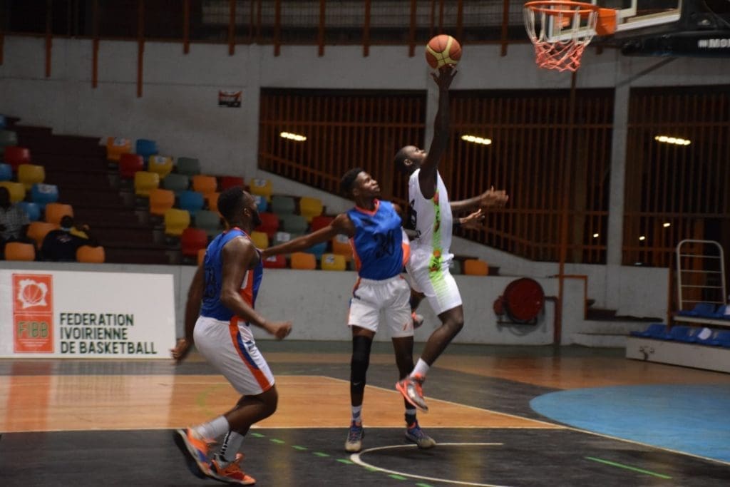 ASA explose Descartes !