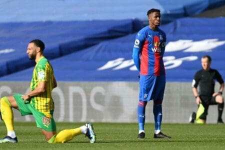 Wilfried Zaha arrête de plier le genou contre le racisme