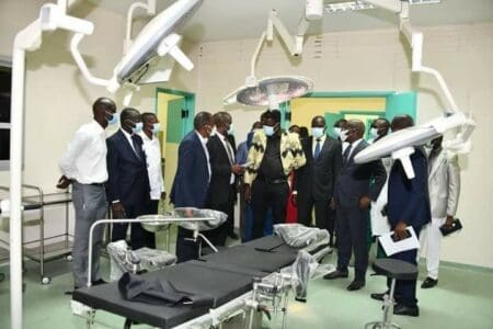 PIERRE DIMBA s’inquiert de l’état des installations sanitaires !