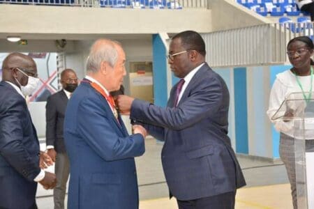 Plusieurs personnalités distinguées