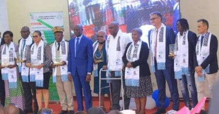 11 personnalités faites Ambassadeur de la paix