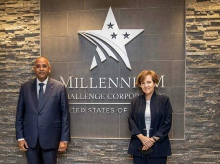 Visite de travail aux Etats-Unis : Le Premier ministre Patrick Achi échange avec la présidente du Conseil d’administration du MCC