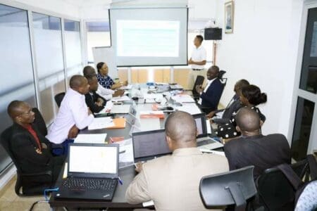 Modernisation l ????è?? ?’??????????? ?? ??????? ????? (?????) : ?’???? ? ?é????é ?? ????????? ??? ?????é? ????????é?? à ??? ???????????