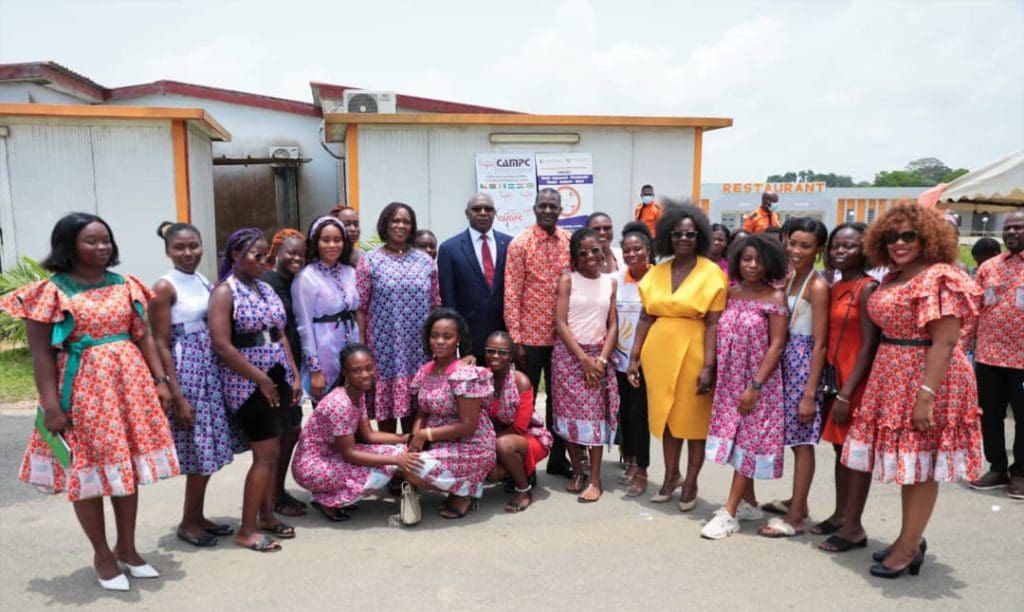 CROUA2 :LE DOCTEUR BAFETIGUE honore les femmes