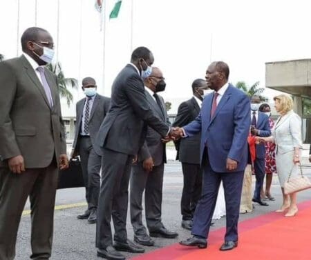 Gouvernement : Alassane OUATTARA en France avant le sommet de la CEDEAO
