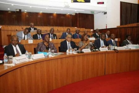 𝐀𝐬𝐬𝐞𝐦𝐛𝐥é𝐞 𝐧𝐚𝐭𝐢𝐨𝐧𝐚𝐥𝐞 : 𝐋𝐚 𝐂𝐀𝐄𝐅 𝐚𝐝𝐨𝐩𝐭𝐞 𝐥𝐞 𝐛𝐮𝐝𝐠𝐞𝐭 𝟐𝟎𝟐𝟑 𝐝𝐮 𝐌𝐢𝐧𝐢𝐬𝐭è𝐫𝐞 𝐝𝐞 𝐥’𝐄𝐜𝐨𝐧𝐨𝐦𝐢𝐞 𝐞𝐭 𝐝𝐞𝐬 𝐅𝐢𝐧𝐚𝐧𝐜𝐞𝐬