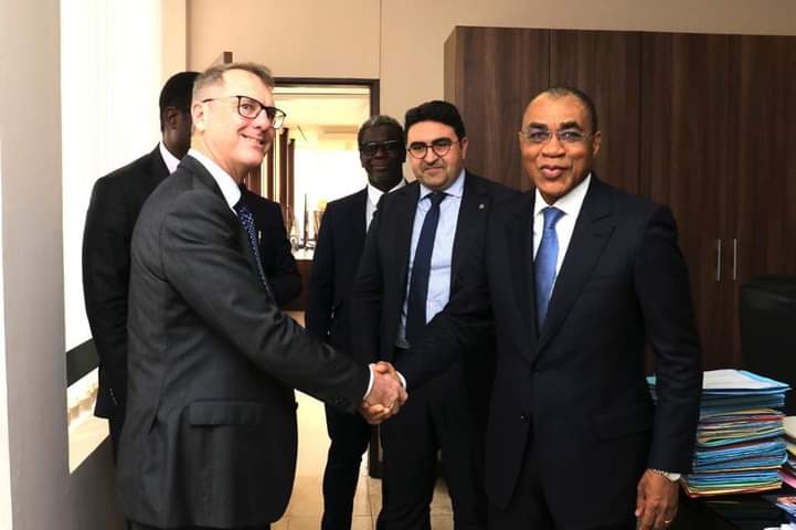 𝐈𝐧𝐜𝐥𝐮𝐬𝐢𝐨𝐧 𝐅𝐢𝐧𝐚𝐧𝐜𝐢è𝐫𝐞 : 𝐋𝐞 𝐦𝐢𝐧𝐢𝐬𝐭𝐫𝐞 𝐀𝐝𝐚𝐦𝐚 𝐂𝐨𝐮𝐥𝐢𝐛𝐚𝐥𝐲 é𝐜𝐡𝐚𝐧𝐠𝐞 𝐚𝐯𝐞𝐜 𝐥𝐞 𝐃𝐆 𝐝𝐮 𝐆𝐫𝐨𝐮𝐩𝐞 𝐂𝐑𝐄𝐃𝐈𝐓𝐈𝐍𝐅𝐎 𝐬𝐮𝐫 𝐥𝐞𝐬 𝐚𝐯𝐚𝐧𝐜é𝐞𝐬 𝐝𝐮 𝐁𝐈𝐂