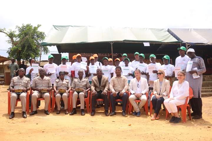 𝗞𝗼𝗵𝗼𝘂𝗿𝗼𝘂 (𝗔𝗯𝗼𝗶𝘀𝘀𝗼), 𝘂𝗻 𝗲𝘅𝗲𝗺𝗽𝗹𝗲 𝗱𝗲 𝗰𝗼𝗵é𝘀𝗶𝗼𝗻 𝘀𝗼𝗰𝗶𝗮𝗹𝗲 𝗲𝘁 𝗱𝗲 𝘀é𝗰𝘂𝗿𝗶𝘀𝗮𝘁𝗶𝗼𝗻 𝗳𝗼𝗻𝗰𝗶è𝗿𝗲 𝗿𝘂𝗿𝗮𝗹𝗲 𝗽𝗼𝘂𝗿 𝗹𝗲𝘀 𝗳𝗲𝗺𝗺𝗲𝘀