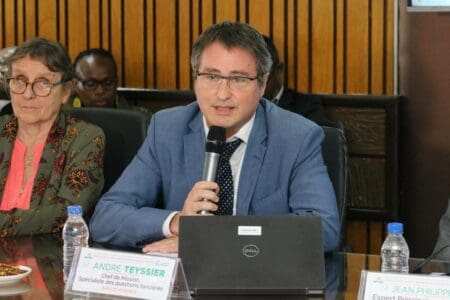 M. André TEYSSIER (Chef de mission de la Banque Mondiale):« Les bons résultats du PAMOFOR ont inspiré le PRESFOR»