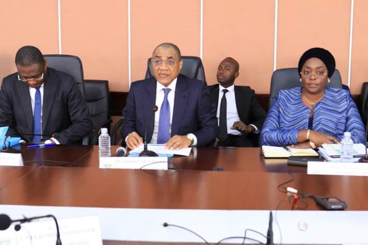 𝟑è 𝐏𝐫𝐨𝐠𝐫𝐚𝐦𝐦𝐞 é𝐜𝐨𝐧𝐨𝐦𝐢𝐪𝐮𝐞 𝐞𝐭 𝐟𝐢𝐧𝐚𝐧𝐜𝐢𝐞𝐫 𝐝𝐞 𝐥𝐚 𝐂ô𝐭𝐞 𝐝’𝐈𝐯𝐨𝐢𝐫𝐞 :𝐋𝐞 𝐦𝐢𝐧𝐢𝐬𝐭𝐫𝐞 𝐀𝐝𝐚𝐦𝐚 𝐂𝐨𝐮𝐥𝐢𝐛𝐚𝐥𝐲 𝐫𝐞𝐥è𝐯𝐞 𝐥𝐞𝐬 𝐬𝐮𝐣𝐞𝐭𝐬 𝐚𝐮 𝐜œ𝐮𝐫 𝐝𝐞𝐬 𝐝𝐢𝐬𝐜𝐮𝐬𝐬𝐢𝐨𝐧𝐬 𝐚𝐯𝐞𝐜 𝐥𝐞 𝐅𝐌𝐈