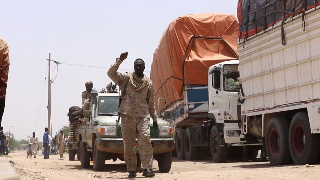 Les forces de soutien rapide sécurisent l'arrivée des camions à Nyala