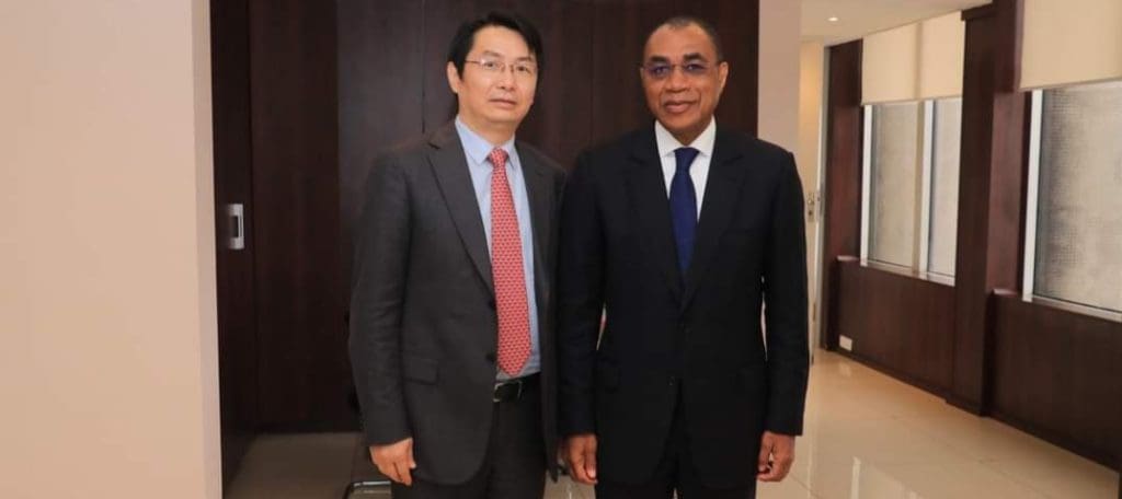 𝐑𝐞𝐧𝐟𝐨𝐫𝐜𝐞𝐦𝐞𝐧𝐭 𝐝𝐞 𝐥𝐚 𝐜𝐨𝐨𝐩é𝐫𝐚𝐭𝐢𝐨𝐧 𝐬𝐢𝐧𝐨-𝐢𝐯𝐨𝐢𝐫𝐢𝐞𝐧𝐧𝐞 : 𝐋𝐞 𝐧𝐨𝐮𝐯𝐞𝐥 𝐚𝐦𝐛𝐚𝐬𝐬𝐚𝐝𝐞𝐮𝐫 𝐝𝐞 𝐂𝐡𝐢𝐧𝐞 𝐞𝐧 𝐂ô𝐭𝐞 𝐝’𝐈𝐯𝐨𝐢𝐫𝐞 𝐫𝐞ç𝐮 𝐞𝐧 𝐚𝐮𝐝𝐢𝐞𝐧𝐜𝐞 𝐩𝐚𝐫 𝐥𝐞 𝐌𝐢𝐧𝐢𝐬𝐭𝐫𝐞 𝐀𝐝𝐚𝐦𝐚 𝐂𝐨𝐮𝐥𝐢𝐛𝐚𝐥𝐲