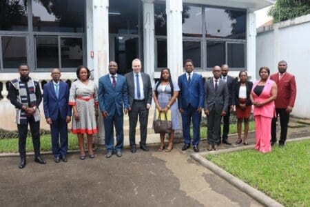 𝐍𝐨𝐮𝐯𝐞𝐥𝐥𝐞𝐦𝐞𝐧𝐭 𝐞𝐧 𝐩𝐨𝐬𝐭𝐞 𝐞𝐧 𝐂ô𝐭𝐞 𝐝’𝐈𝐯𝐨𝐢𝐫𝐞:𝐥𝐞 𝐃𝐢𝐫𝐞𝐜𝐭𝐞𝐮𝐫 𝐝𝐞𝐬 𝐎𝐩é𝐫𝐚𝐭𝐢𝐨𝐧𝐬 𝐝𝐞 𝐥𝐚 𝐁𝐚𝐧𝐪𝐮𝐞 𝐌𝐨𝐧𝐝𝐢𝐚𝐥𝐞 é𝐜𝐡𝐚𝐧𝐠𝐞 𝐚𝐯𝐞𝐜 𝐥𝐚 𝐃𝐢𝐫𝐞𝐜𝐭𝐢𝐨𝐧 𝐆é𝐧é𝐫𝐚𝐥𝐞 𝐝𝐞 𝐥’𝐀𝐅𝐎𝐑