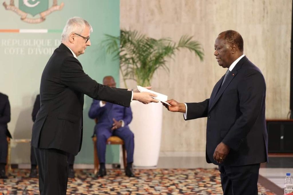 Le Chef de l’État a reçu les Lettres de créance de huit nouveaux Ambassadeurs accrédités en Côte d’Ivoire