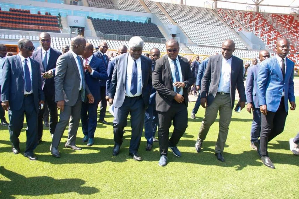 CAN CÔTE D’IVOIRE 2023/VISITE DES INFRASTRUCTURES SPORTIVES : ÉTAPE DE BOUAKE Le Premier Ministre Robert Beugré MAMBE dans le Gbèkè !