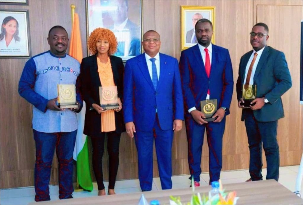 Prix d’Excellence 2023-Remise de Prix : M. Sahifoulaye KONE et Amy CISSOKO de la RTI primés