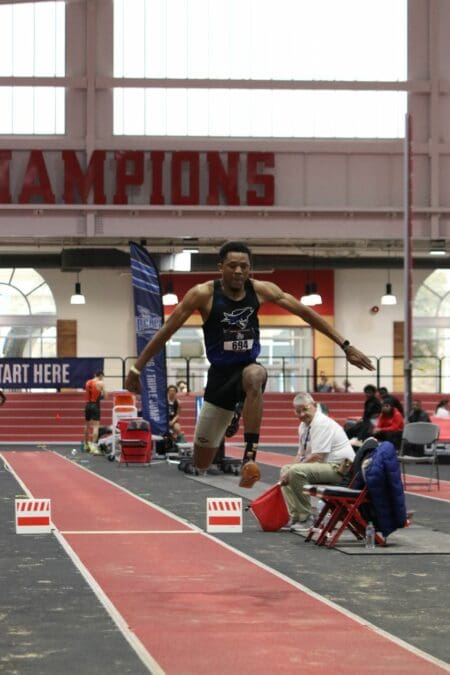 Triple Saut : Lebon ATTOUNGBRÉ signe le nouveau record de Côte-d’Ivoire
