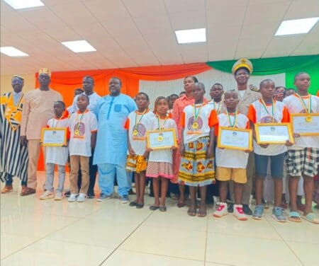 Moronou : 27 élèves distingués lors de la 1ʳᵉ édition du prix d’excellence Ahoua N’doli Théophile