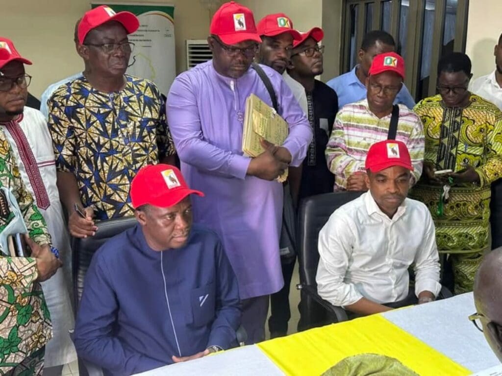 đ§đŻ BĂNIN : LA CENA ĂCARTE LA CANDIDATURE DE RENAUD AGBODJO