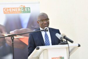 Réseau électrique en Côte d’Ivoire avec lignes haute tension